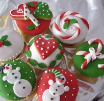 Boże Narodzenie, Cupcakes, deser, zielony, czerwony, biały