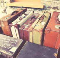 walizki, podróż, zdjęcie, fotografia, przygotowania, stare walizki