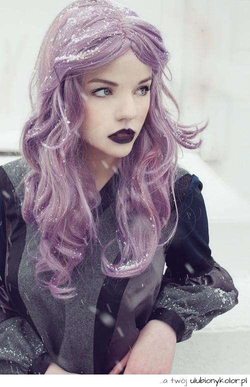 włosy, purpura, sztuczne, usta, mocny makijaż, kolory, zimna