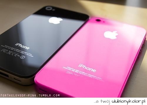 Różowy i czarny iPhone, elegancki telefon dla Ciebie. Który według Ciebie jest fajniejszy?