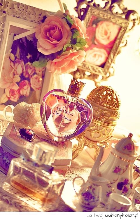vera wand, princess, perfumy, kwiaty, zastawa, fotografia, piękna