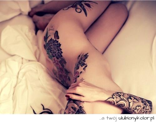 kobieta, tatuaże, seksowna, łóżko