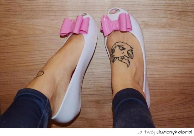 tatuaż, nogi, kobieta, na nodze, tatuaż na stopę, stopa, zdjęcie
