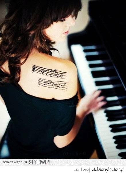 tatuaż, nuty, pianino, kobieta