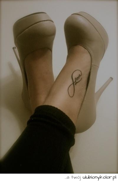 tatuaż, stopa, noga, tatuaż na stopie, sexy tatuaż
