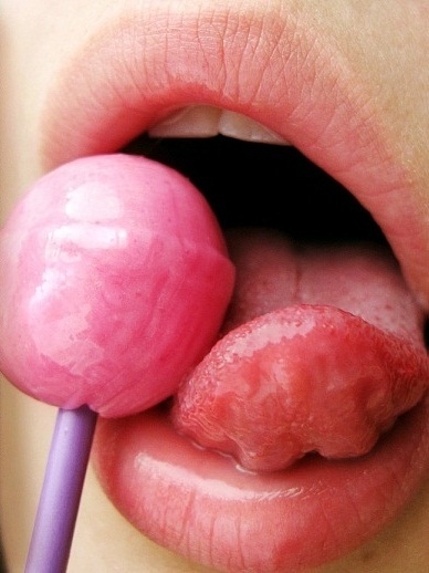 Lolipop, sexy ,lizak, usta- inspirujący obraz na PicShip.com